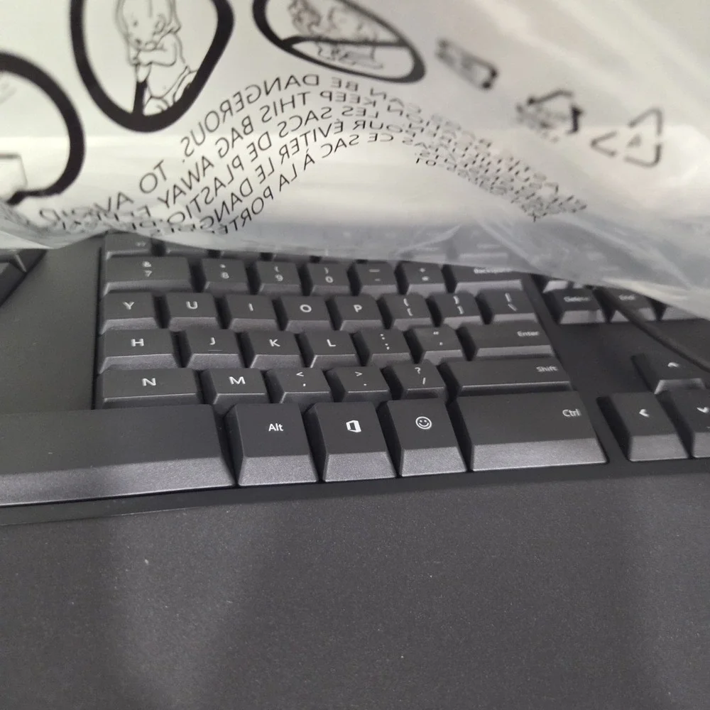Microsoft LXM-00001 USB 2.0 Ergonomic Keyboard for Windows 10 - Black - BNNU